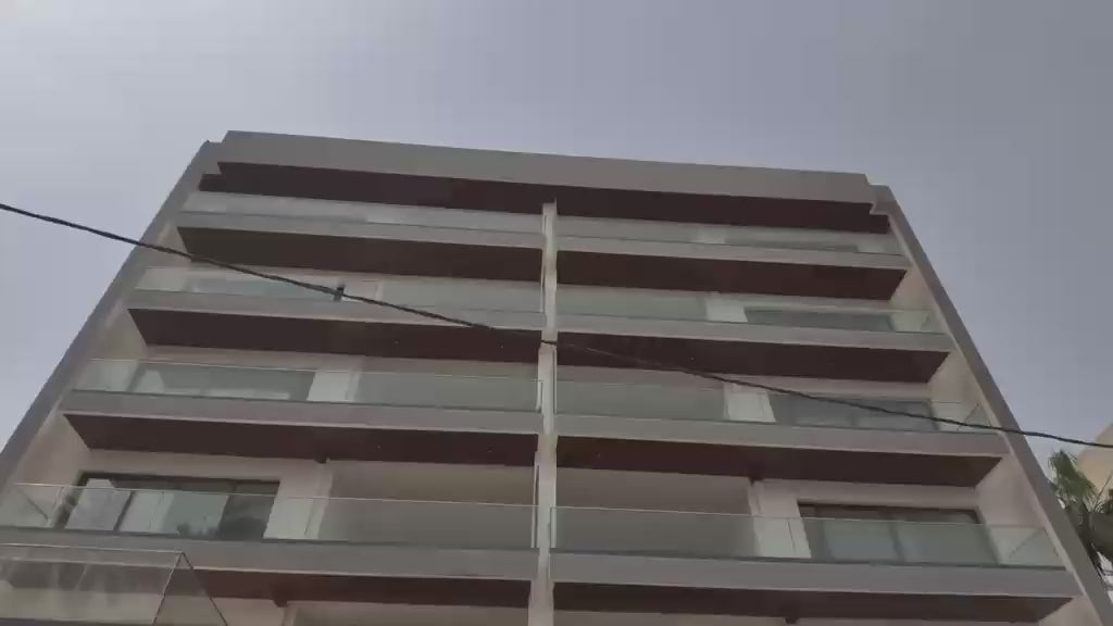 Résidence California – Immeuble R+5 (Aux Almadies) Vente exclusive de l’immeuble entier
	•	Prix : 5Milliards