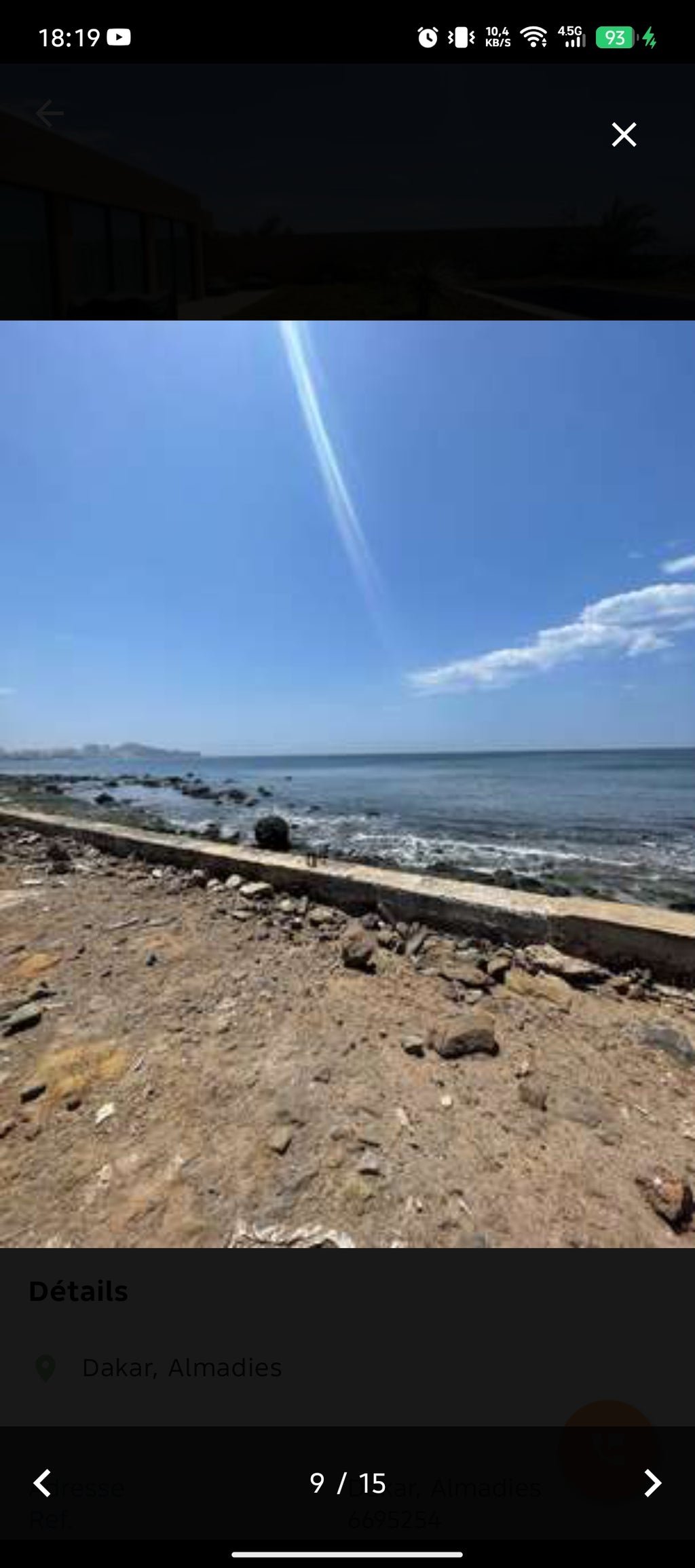11 villas pieds dans l’eau – Pointe des Almadies
Découvrez un ensemble exceptionnel de 11 villas de plain-pied situées dans l’un des quartiers les plus prestigieux de Dakar, en bord de mer, sur un terrain total de 1000 m2.
Chaque villa se compose de 5 cha
