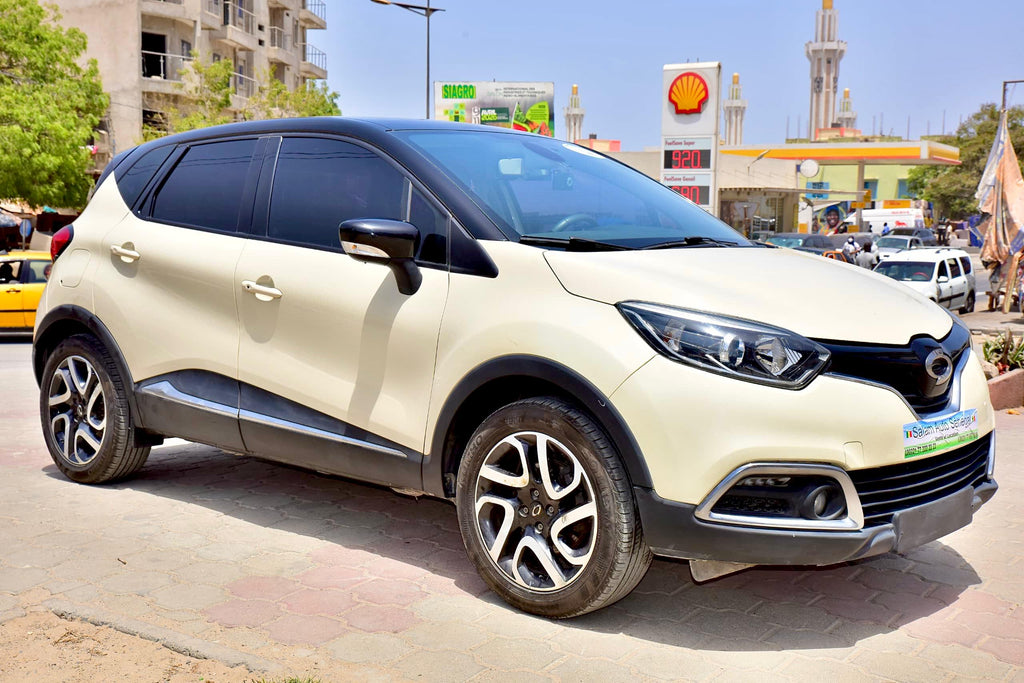 🔘 Marque Renault 
🔘modèle QM3
🔘Année 2016 
Kilomètres 105000
🔘Transmission Automatique 
🔘Carburant diesel ⛽️ 
Moteur 4cylindres 
Caméra de recul redar avant arrière salon cuir 
Climatisation bizone, mode eco 
commande au volant, siège avec chauffage
