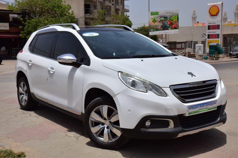 🔘 Marque Peugeot 
🔘modèle 2008
🔘Année 2017
Kilomètres 125461
🔘Transmission Automatique 
🔘Carburant Diesel ⛽️ 
Moteur 4cylindres  DV6C
Caméra de recul redar avant arrière salon intérieur cuir 
Climatisation bizone, mode eco 
commande au volant, siège